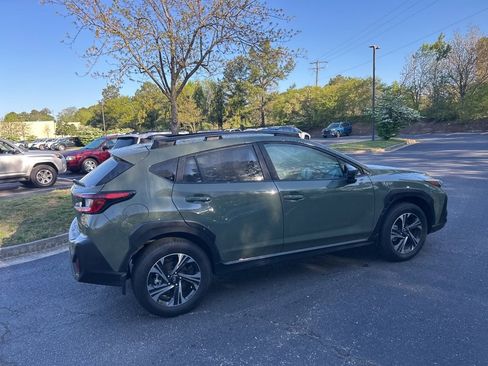 Used 2026 Subaru Crosstrek 2.0i Premium image 3