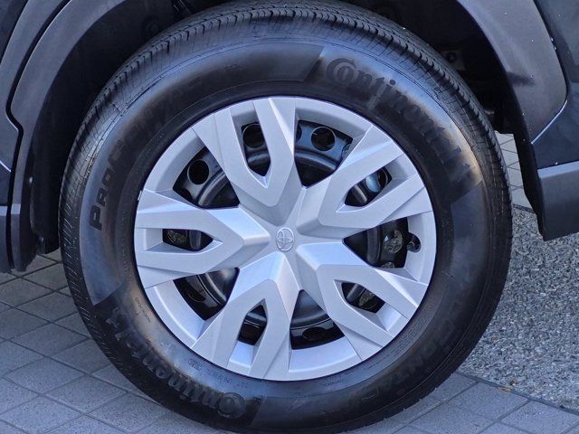 Used 2026 Toyota Corolla Cross L FWD image 13