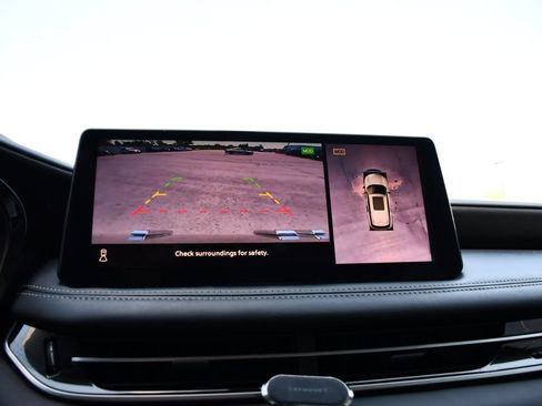Used 2023 INFINITI QX60 Sensory AWD/4WD image 18