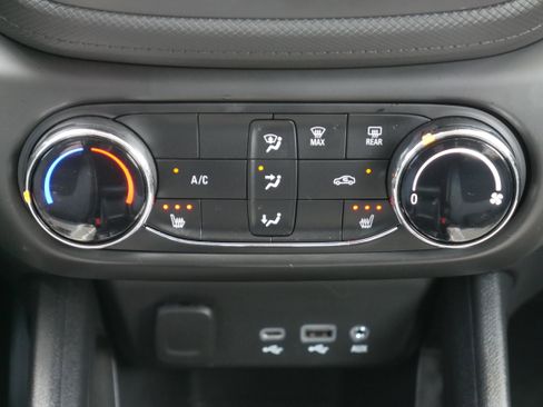 Certified 2023 Chevrolet TrailBlazer LT AWD/4WD image 18