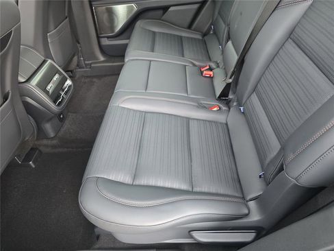 New 2026 Lincoln Nautilus Reserve image 11