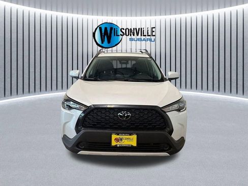 Used 2023 Toyota Corolla Cross LE w/ Moonroof Package AWD/4WD image 4
