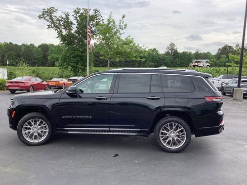 Used 2021 Jeep Grand Cherokee L Summit w/ Luxury Tech Group V image 6