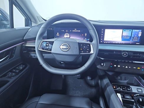 New 2025 Nissan Murano SL image 13