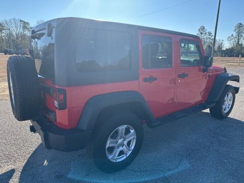 Used 2018 Jeep Wrangler Unlimited Sport S image 8