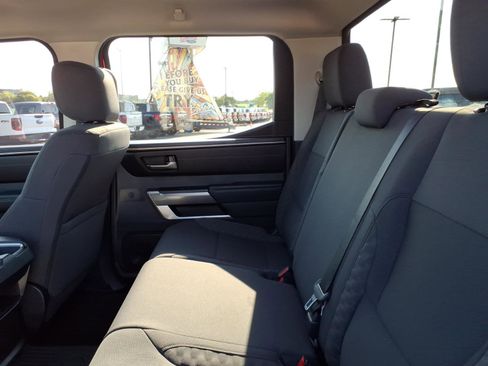 Used 2022 Toyota Tundra SR5 AWD/4WD image 13