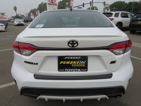 Used 2022 Toyota Corolla SE image 9