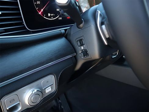 New 2026 Mercedes-Benz GLE 450 4MATIC image 36