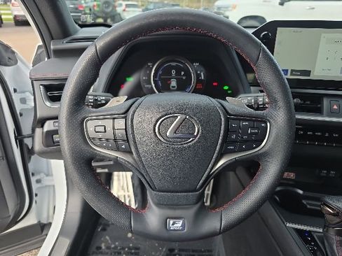 Used 2023 Lexus UX 250h F Sport AWD/4WD image 26