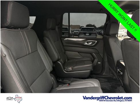 Certified 2024 Chevrolet Suburban RST w/ Luxury Package AWD/4WD image 24