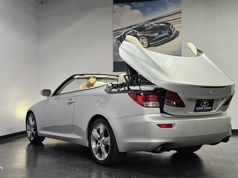Used 2011 Lexus IS 250C RWD image 35