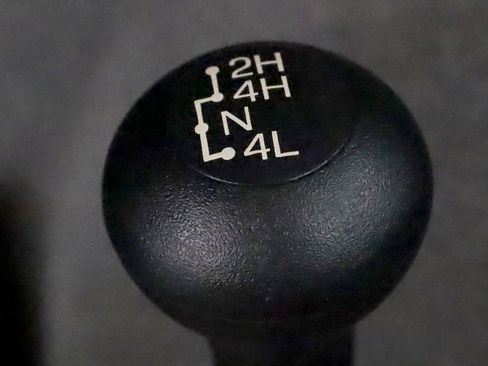 Used 1991 Ford F150 4x4 Regular Cab image 22