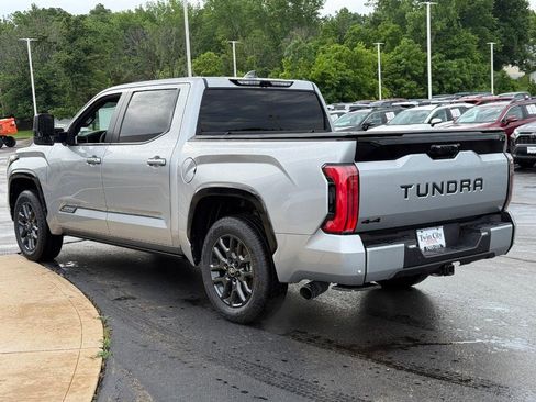 Used 2025 Toyota Tundra Platinum AWD/4WD image 6