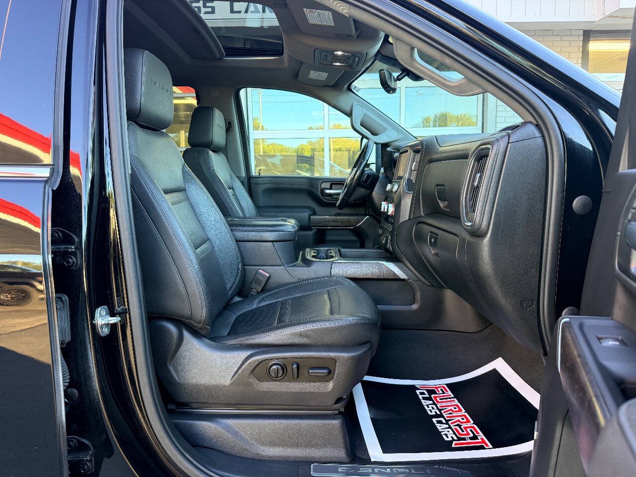 Used 2020 GMC Sierra 2500 Denali w/ Denali Ultimate Package AWD/4WD image 44