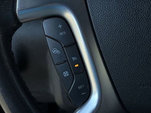 Used 2016 Chevrolet Traverse LTZ image 30