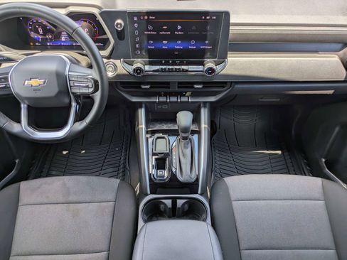 Used 2025 Chevrolet Colorado W/T w/ WT Custom Package RWD image 8