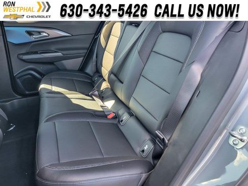 New 2026 Chevrolet Equinox EV LT image 9