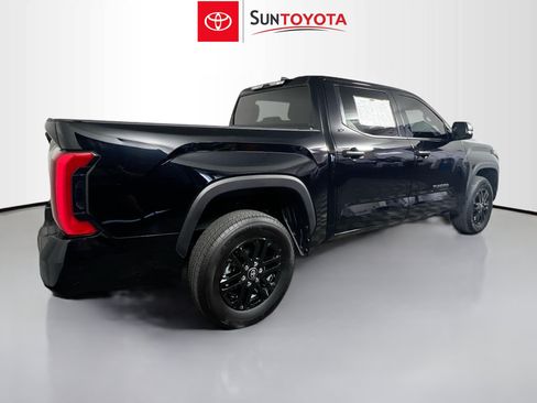 Used 2025 Toyota Tundra SR5 w/ SR5 Convenience Package AWD/4WD image 4