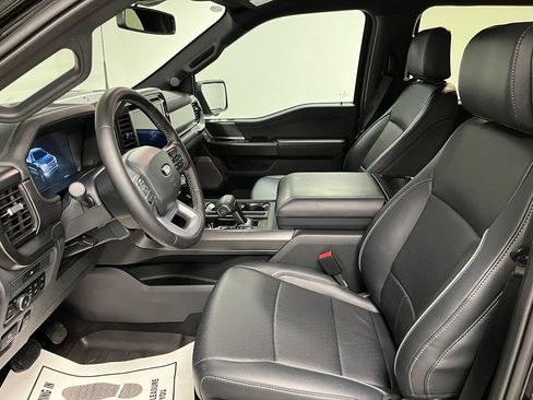 Used 2025 Ford F150 Lariat AWD/4WD image 21