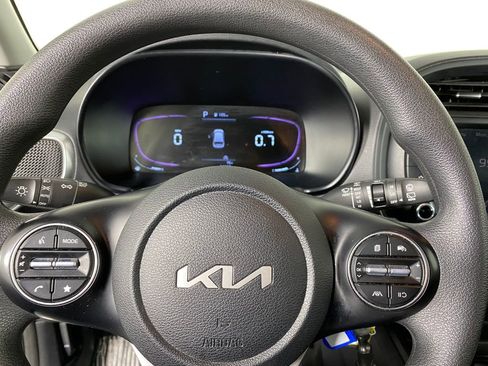Used 2023 Kia Soul LX w/ Option Group 015 image 12