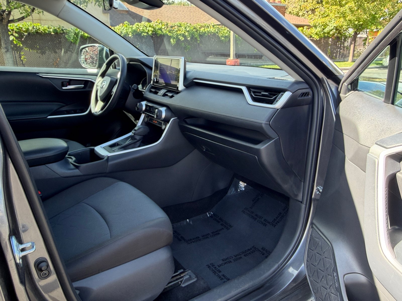 Certified 2025 Toyota RAV4 XLE AWD/4WD image 28
