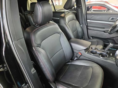 Used 2018 Ford Explorer Sport w/ Equipment Group 401A AWD/4WD image 24