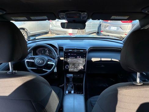 Used 2023 Hyundai Santa Cruz SE image 16