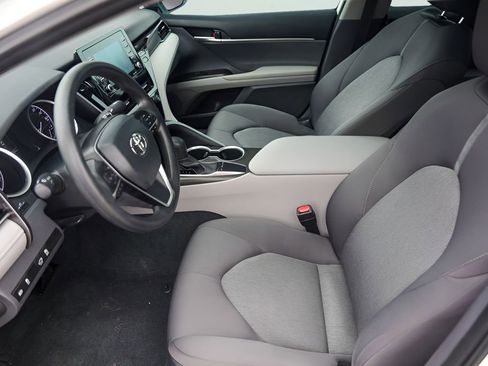 Used 2024 Toyota Camry LE FWD image 9
