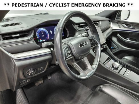 Used 2022 Jeep Grand Cherokee L Overland w/ Luxury Tech Group IV image 18