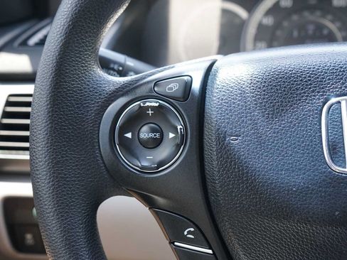 Used 2013 Honda Accord LX image 16