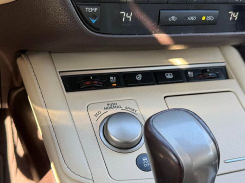 Used 2017 Lexus ES 350 image 5