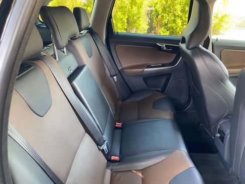 Used 2017 Volvo XC60 T5 Dynamic w/ Preferred Option Package FWD image 68