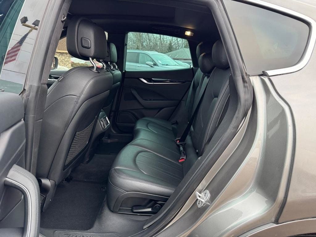 Used 2019 Maserati Levante AWD/4WD image 22