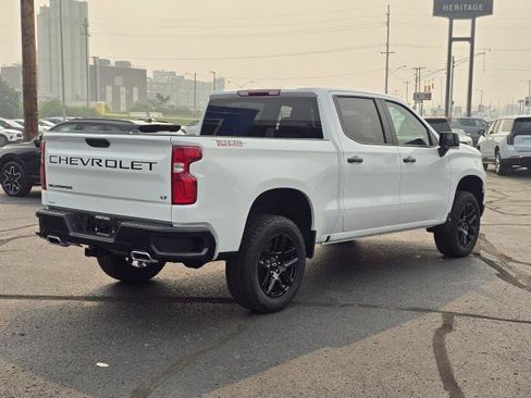 New 2026 Chevrolet Silverado 1500 LT Trail Boss w/ LPO, Dark Essentials Package AWD/4WD image 4