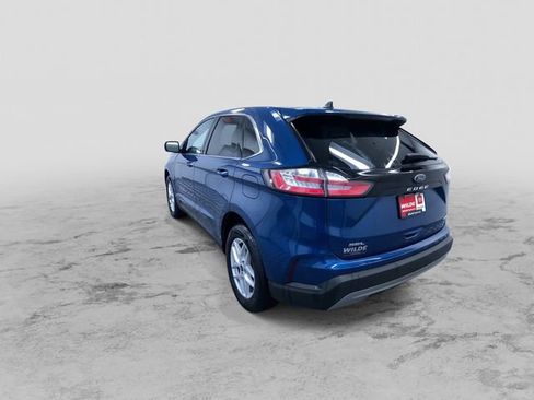 Used 2021 Ford Edge SEL w/ Convenience Package image 8