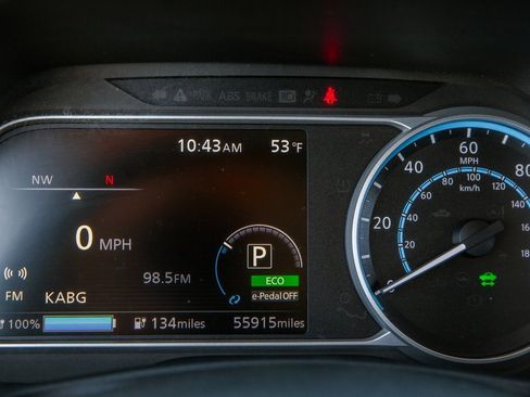 Used 2019 Nissan Leaf SL w/ SL Technology Package image 18