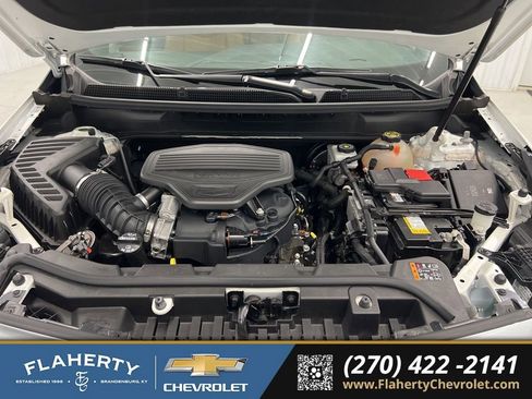 Used 2020 Cadillac XT5 Premium Luxury w/ LPO, Floor Liner Package image 16