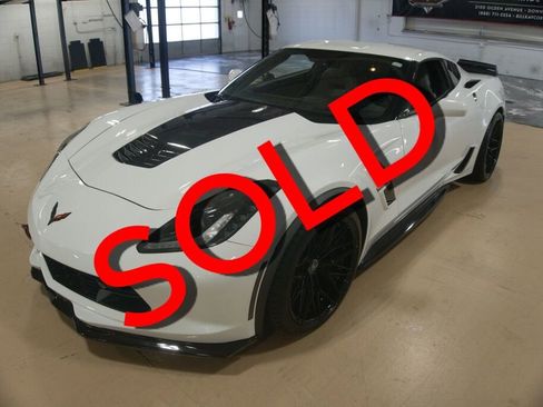 Used 2017 Chevrolet Corvette Grand Sport RWD image 1