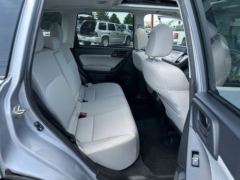 Used 2017 Subaru Forester 2.5i Premium w/ All-Weather Package image 16