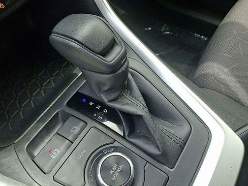 Certified 2025 Toyota RAV4 XLE AWD/4WD image 10