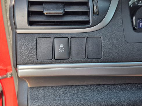 Used 2014 Toyota Camry SE FWD image 26