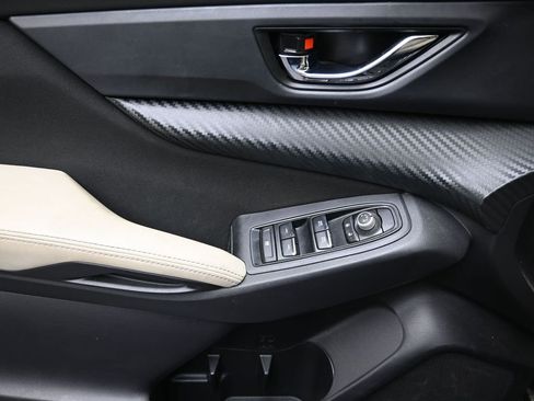 Used 2024 Subaru Ascent Premium w/ Convenience Package image 21