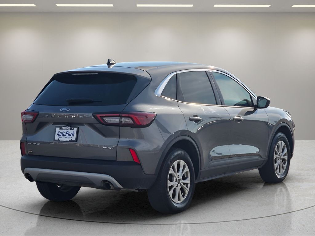 Certified 2024 Ford Escape Active AWD/4WD image 8