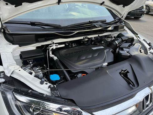 Used 2019 Honda Odyssey LX image 13