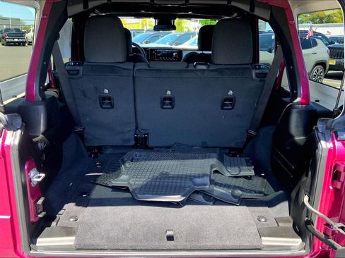 Certified 2024 Jeep Wrangler Unlimited Sport AWD/4WD image 29