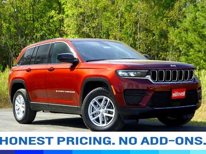New 2025 Jeep Grand Cherokee Laredo X w/ Luxury Tech Group I