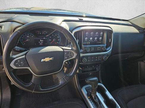 Used 2019 Chevrolet Colorado LT w/ LT Convenience Package image 17