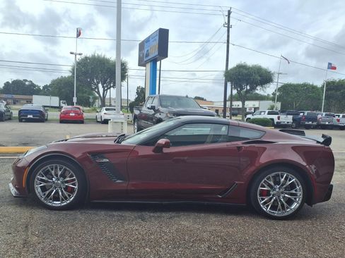 Used 2019 Chevrolet Corvette Z06 RWD image 24
