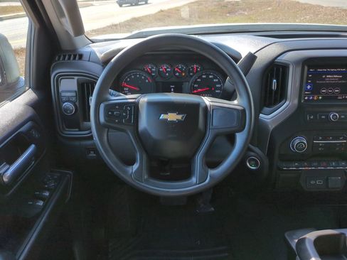 Certified 2025 Chevrolet Silverado 1500 Custom w/ Turbomax Blackout Package image 13