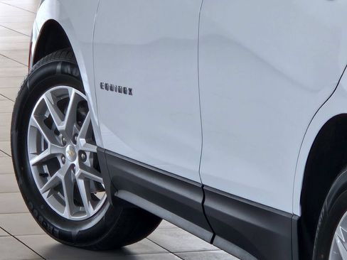 Certified 2024 Chevrolet Equinox LT AWD/4WD image 16